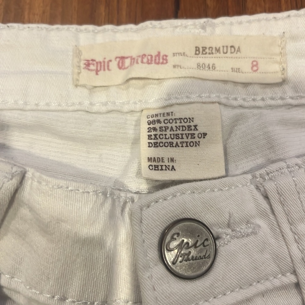 Epic Threads shorts - Picture 2 of 4
